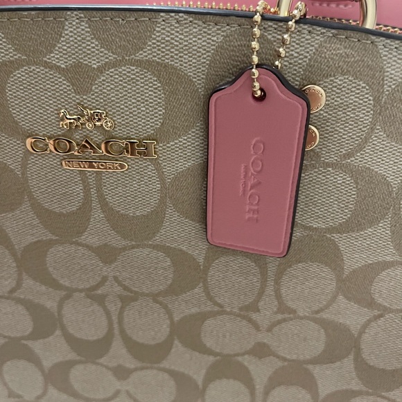 Beautiful COACH bag! Like new! - Picture 9 of 13